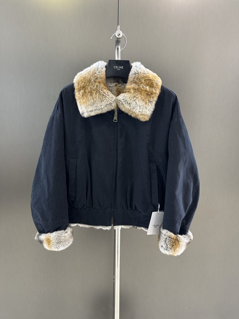 Ce1i*e outwears